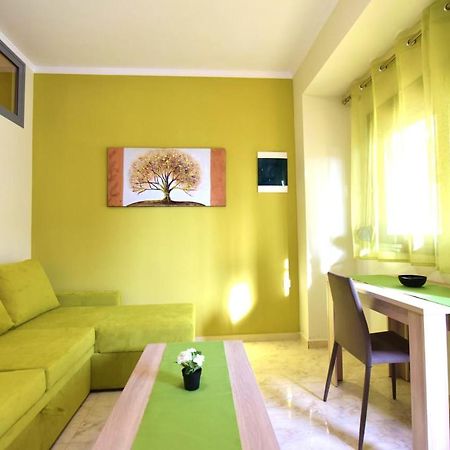 Elia Beach Modern Suites Flogita Exterior photo