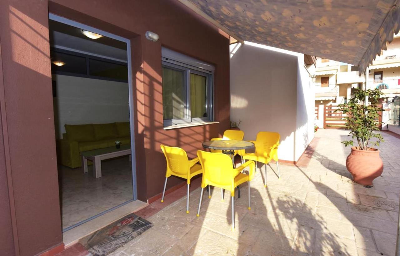 Elia Beach Modern Suites Flogita Exterior photo